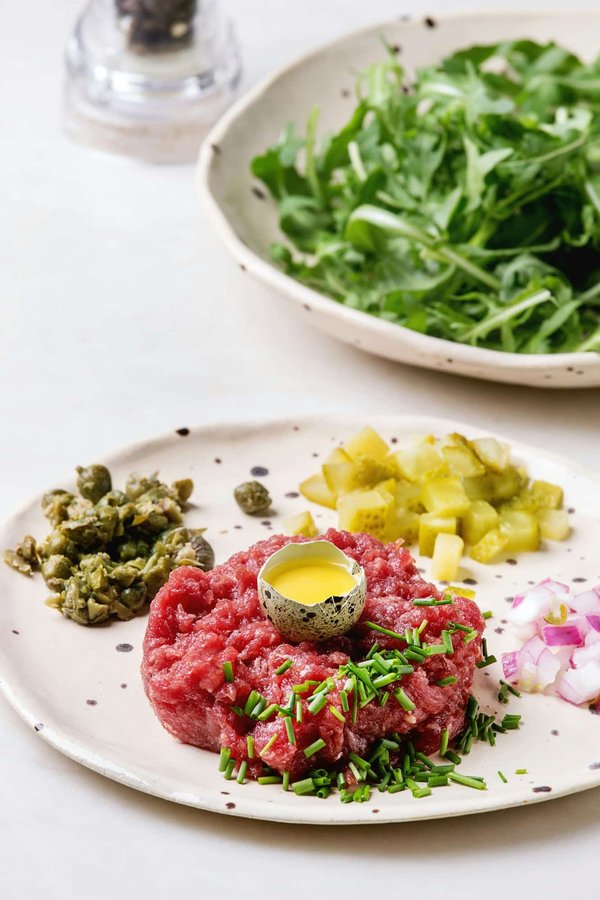 Come preparare una tartare di tonno fresco con avocado e salsa di soia?